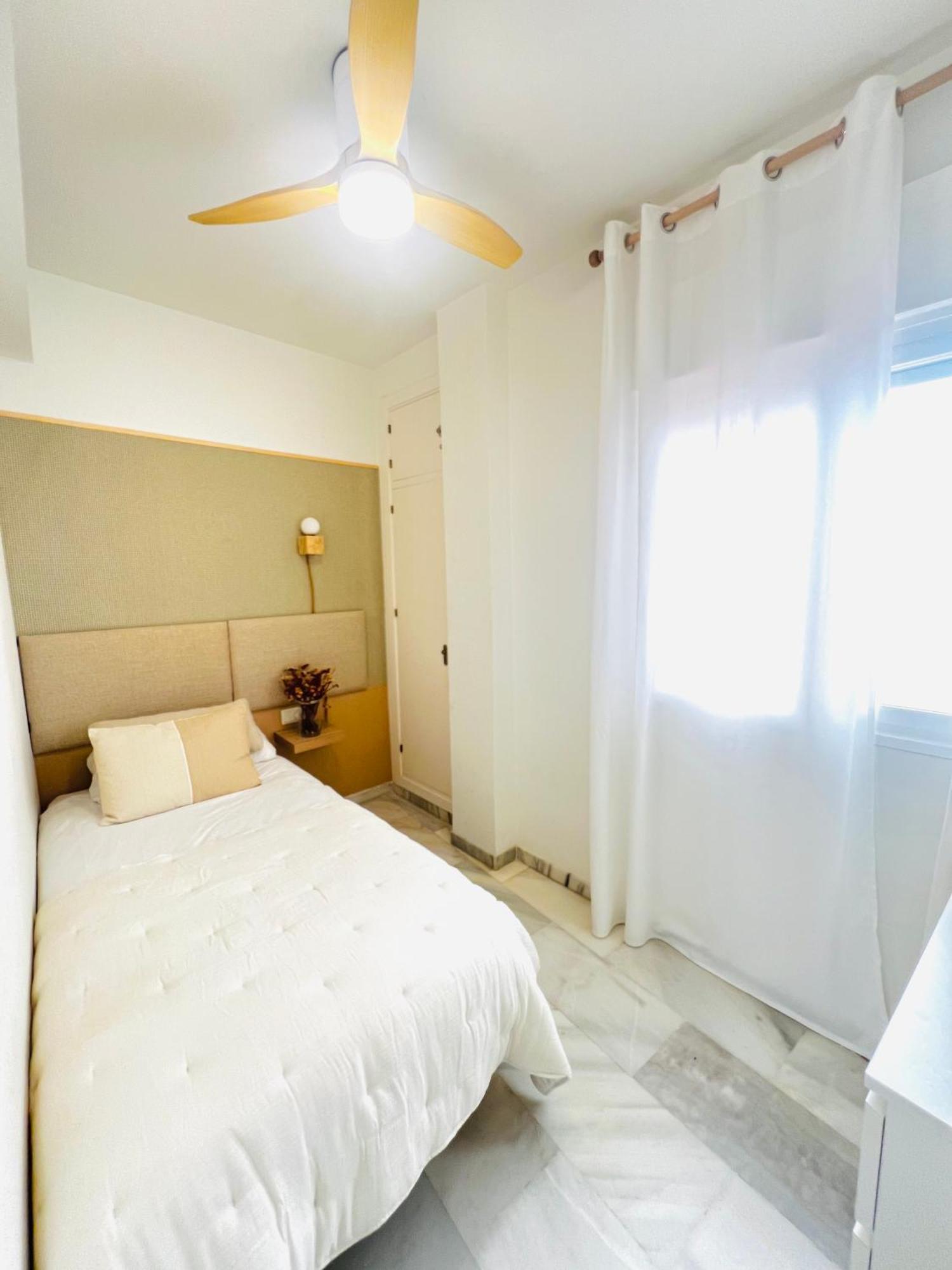 Nuevo Cathedral Deluxe Apartment Sinesedesignhomes Màlaga Exteriér fotografie